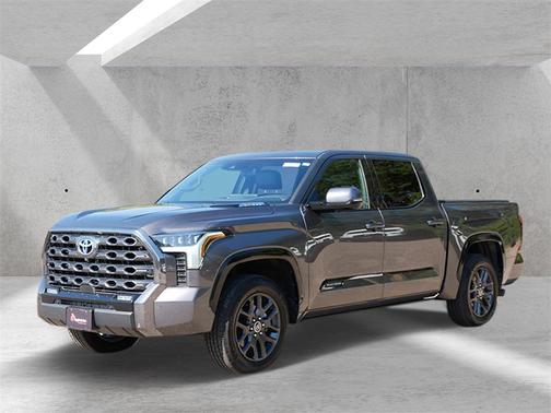 2023 Toyota Tundra Hybrid Platinum