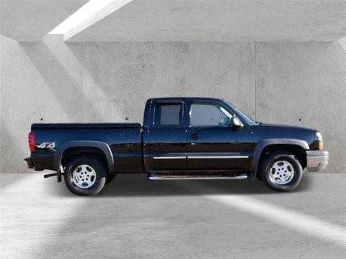 2004 Chevrolet Silverado 1500 LT Extended Cab