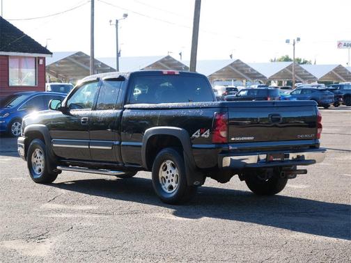2004 Chevrolet Silverado 1500 LT Extended Cab