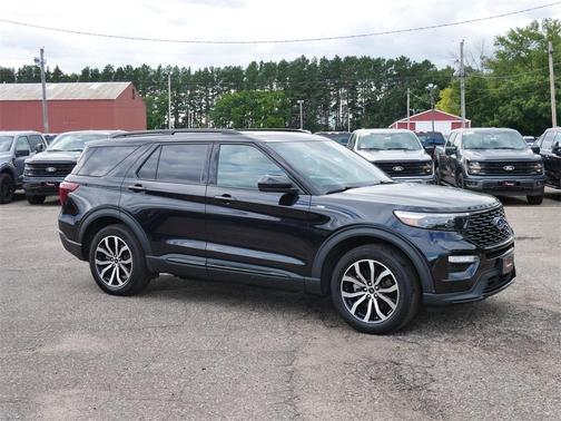 2022 Ford Explorer ST-Line