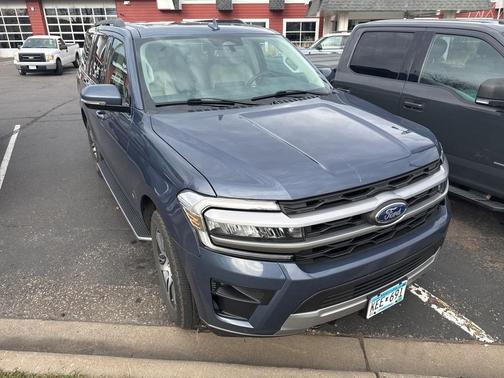 2022 Ford Expedition XLT