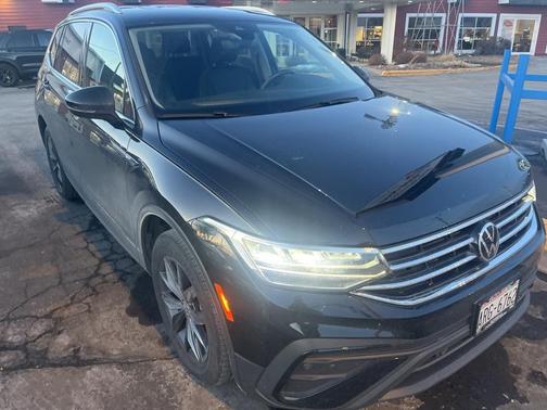 2023 Volkswagen Tiguan 2.0T SE