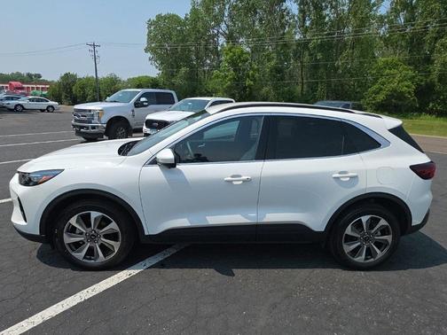 2023 Ford Escape Platinum