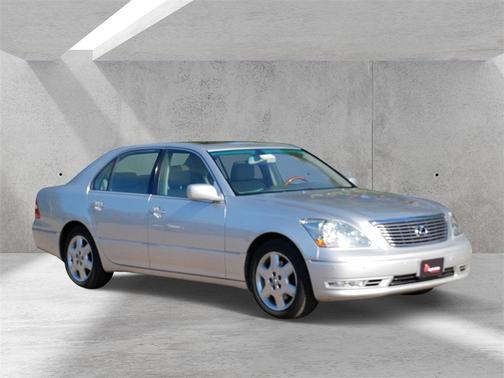 2004 Lexus LS 430 