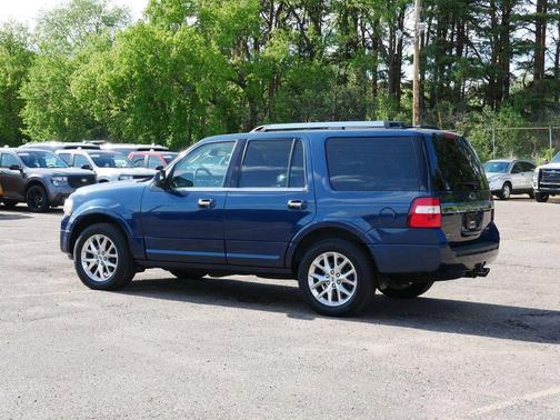 Blue 2017 Ford Expedition Limited