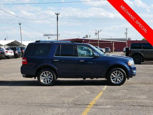 Blue 2017 Ford Expedition Limited