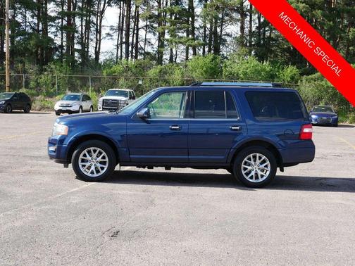 Blue 2017 Ford Expedition Limited
