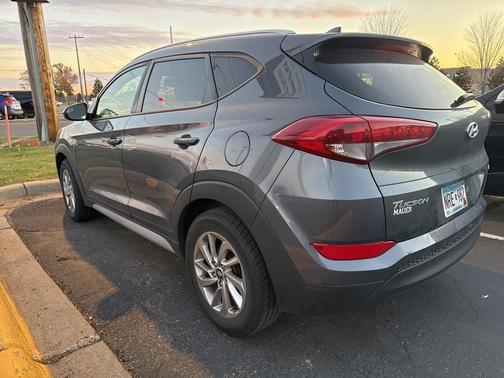 2018 Hyundai TUCSON SEL