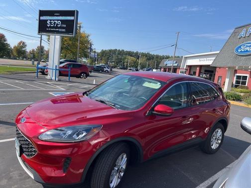 2020 Ford Escape SE