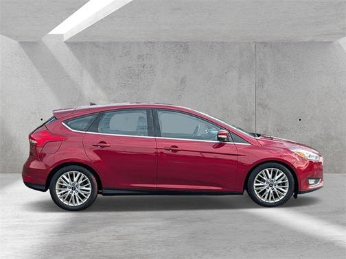 2017 Ford Focus Titanium
