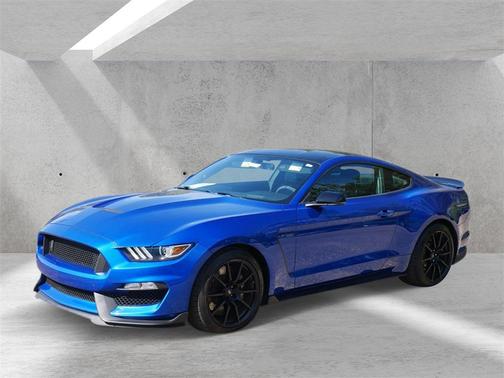 2017 Ford Shelby GT350 Base