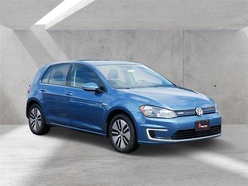 2016 Volkswagen e-Golf SE