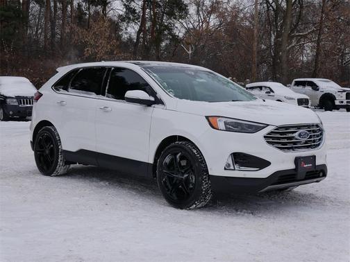 2020 Ford Edge Titanium