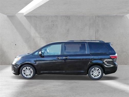 2015 Toyota Sienna L