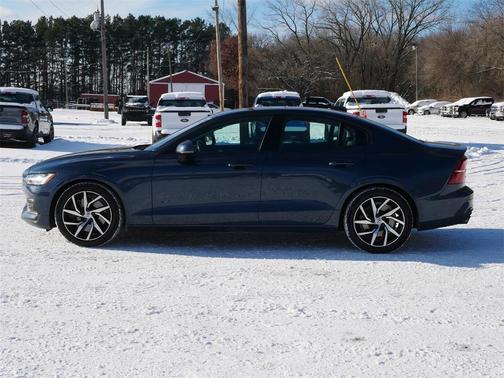 2019 Volvo S60 T6 Momentum