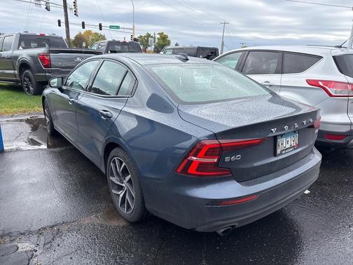 2019 Volvo S60 T6 Momentum