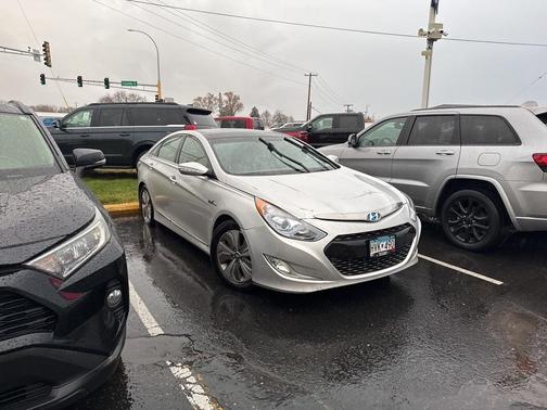 2015 Hyundai SONATA Hybrid Limited