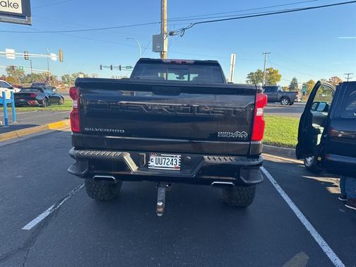 2021 Chevrolet Silverado 1500 High Country