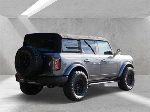 2021 Ford Bronco Outer Banks
