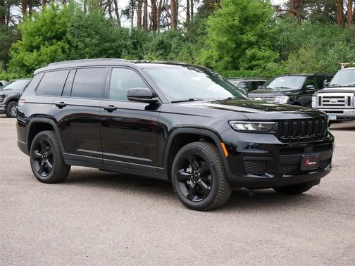 2022 Jeep Grand Cherokee L Laredo