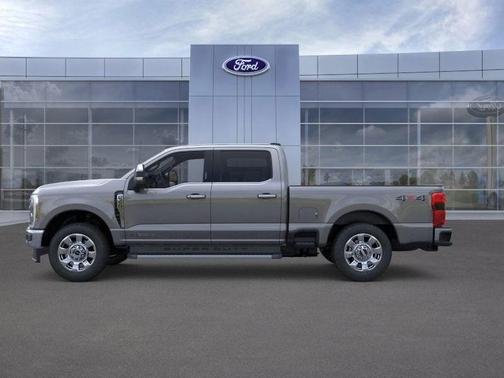 2025 Ford F-350 Lariat Super Duty