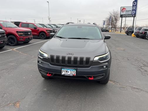 2019 Jeep Cherokee Trailhawk