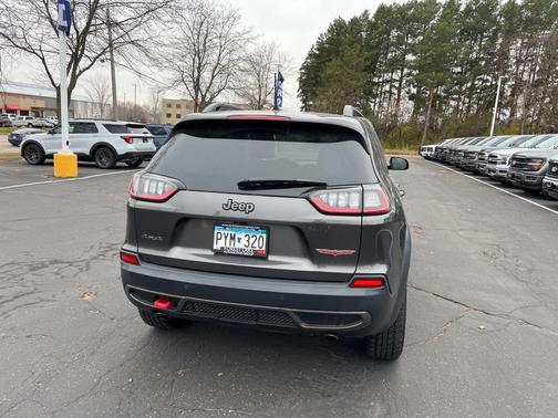 2019 Jeep Cherokee Trailhawk