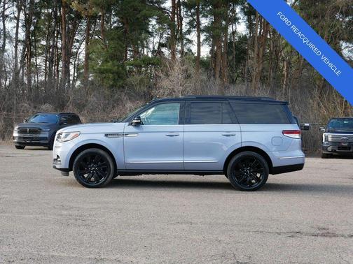 Crystal Blue Metallic 2024 Lincoln Navigator Black Label