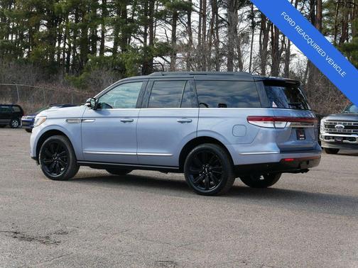 Crystal Blue Metallic 2024 Lincoln Navigator Black Label