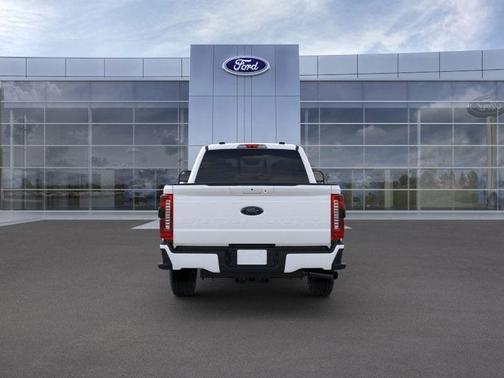 2025 Ford F-350 Lariat Super Duty