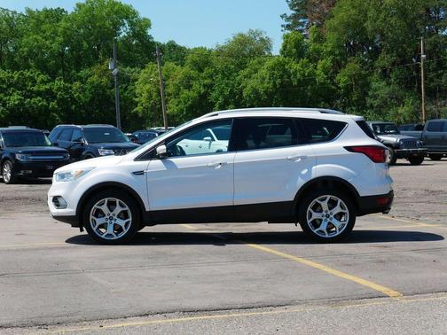 White Platinum Clearcoat Metallic 2019 Ford Escape Titanium