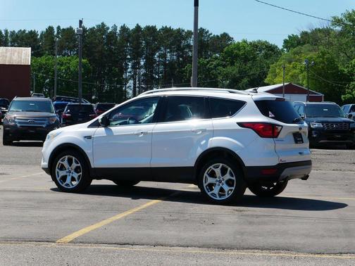 White Platinum Clearcoat Metallic 2019 Ford Escape Titanium