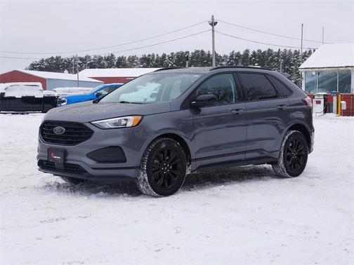 2022 Ford Edge SE