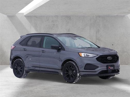 2022 Ford Edge SE