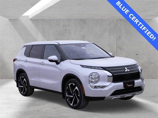 2023 Mitsubishi Outlander SE