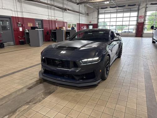 2024 Ford Mustang Dark Horse