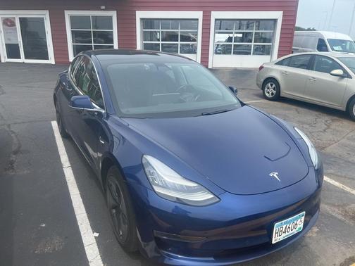 2019 Tesla Model 3 Long Range