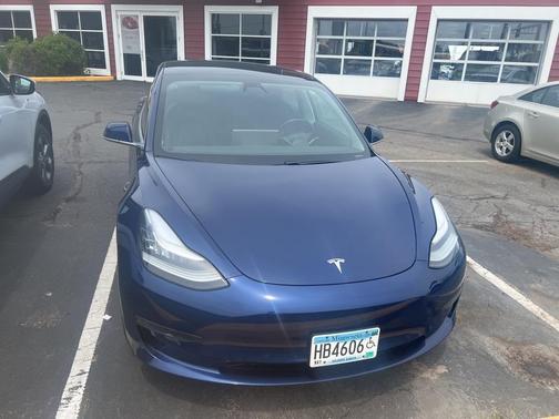 2019 Tesla Model 3 Long Range