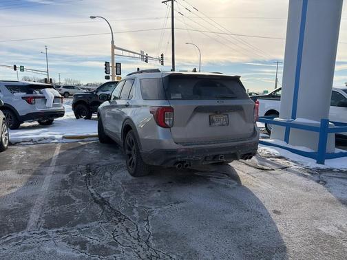2021 Ford Explorer ST