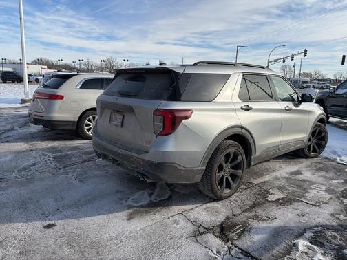 2021 Ford Explorer ST