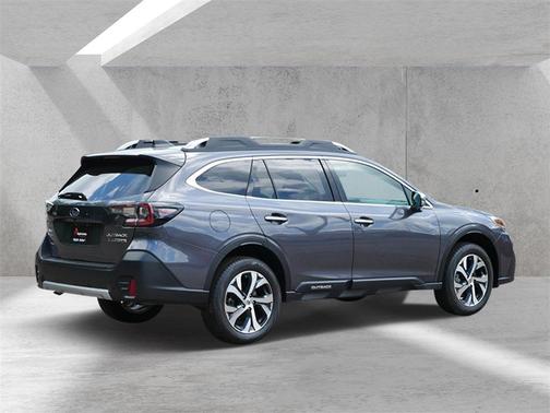 2022 Subaru Outback Touring XT