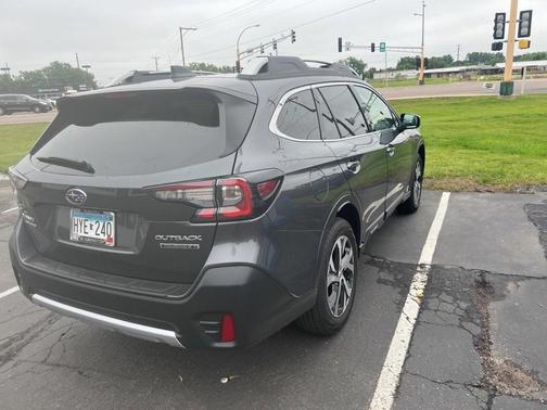 2022 Subaru Outback Touring XT