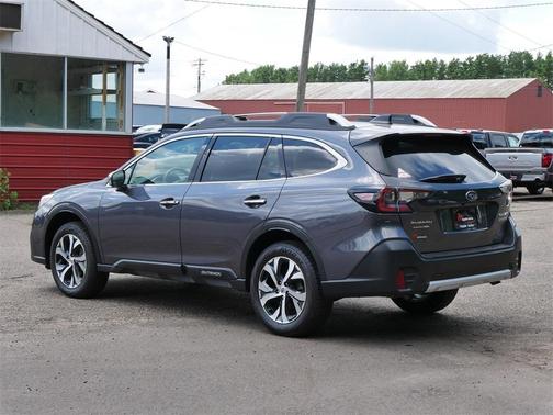 2022 Subaru Outback Touring XT