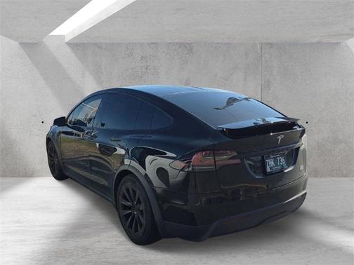 2023 Tesla Model X Plaid