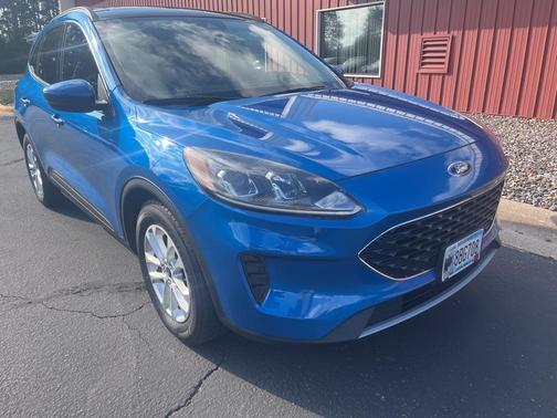 2020 Ford Escape SE