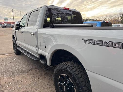 2025 Ford F-350 Platinum