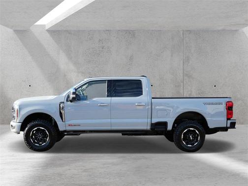 2025 Ford F-350 Platinum