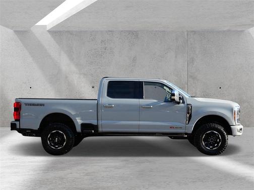 2025 Ford F-350 Platinum