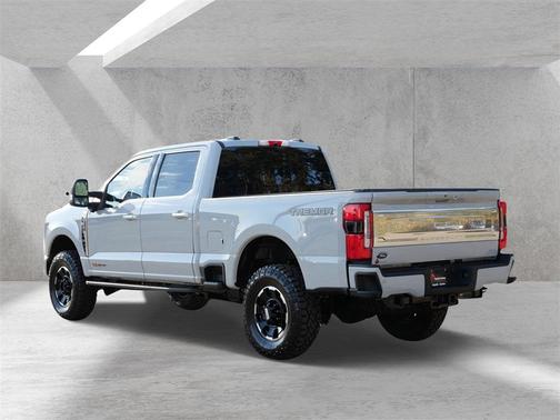 2025 Ford F-350 Platinum