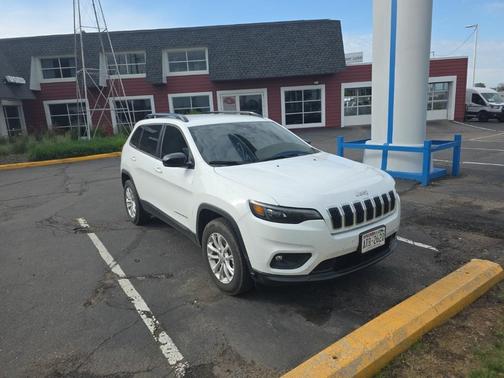 2022 Jeep Cherokee Latitude Lux